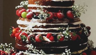 naked wedding cake summer fruits