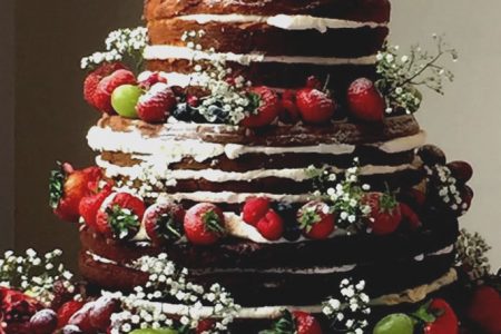 naked wedding cake summer fruits