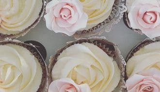 cupcakes-and-bakes-featured